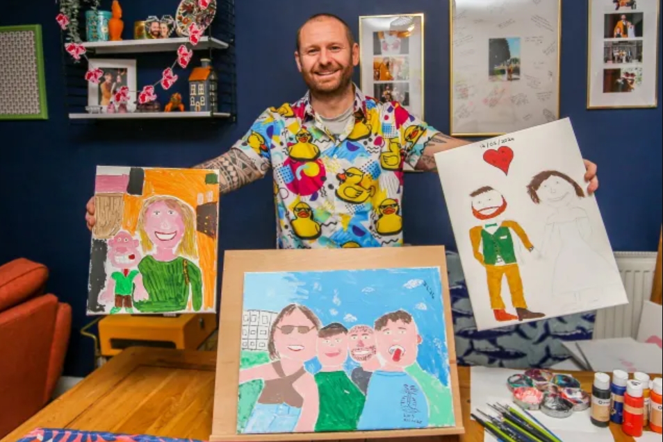 Художник рисует ужасные картины которые пользуются бешеным спросом